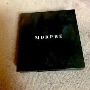 Morphe Contour duo in Frenemy